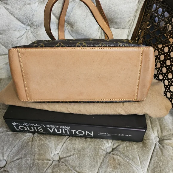 Louis Vuitton Brown Monogram Tote Bag - Picture 3 of 8